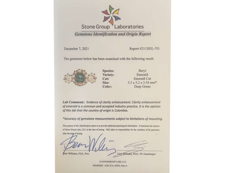 Fascinante - Colombian Emerald Diamond Ring