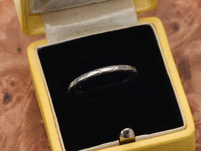 Dated 1929 Platinum Patterned Wedding Band