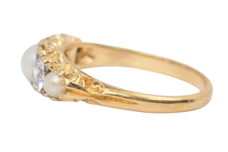 Natural Saltwater Pearl Diamond Ring