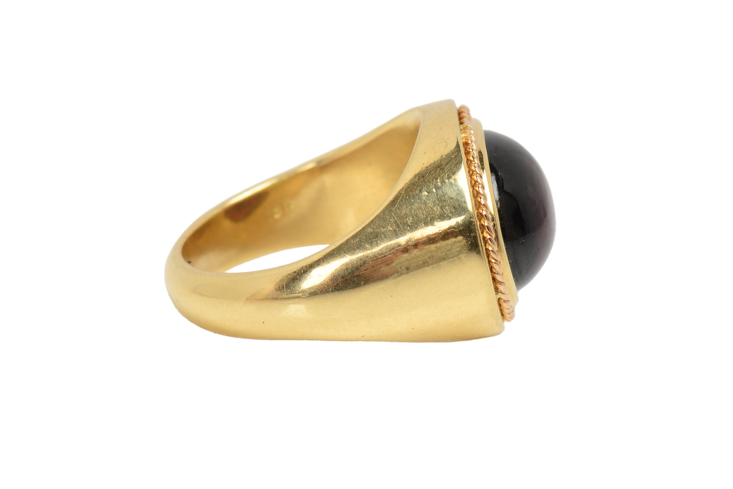 Vintage Cabochon Garnet 18k Gold RIng
