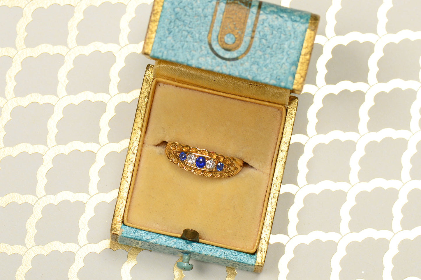 Antique Edwardian Sapphire Diamond Gold RIng