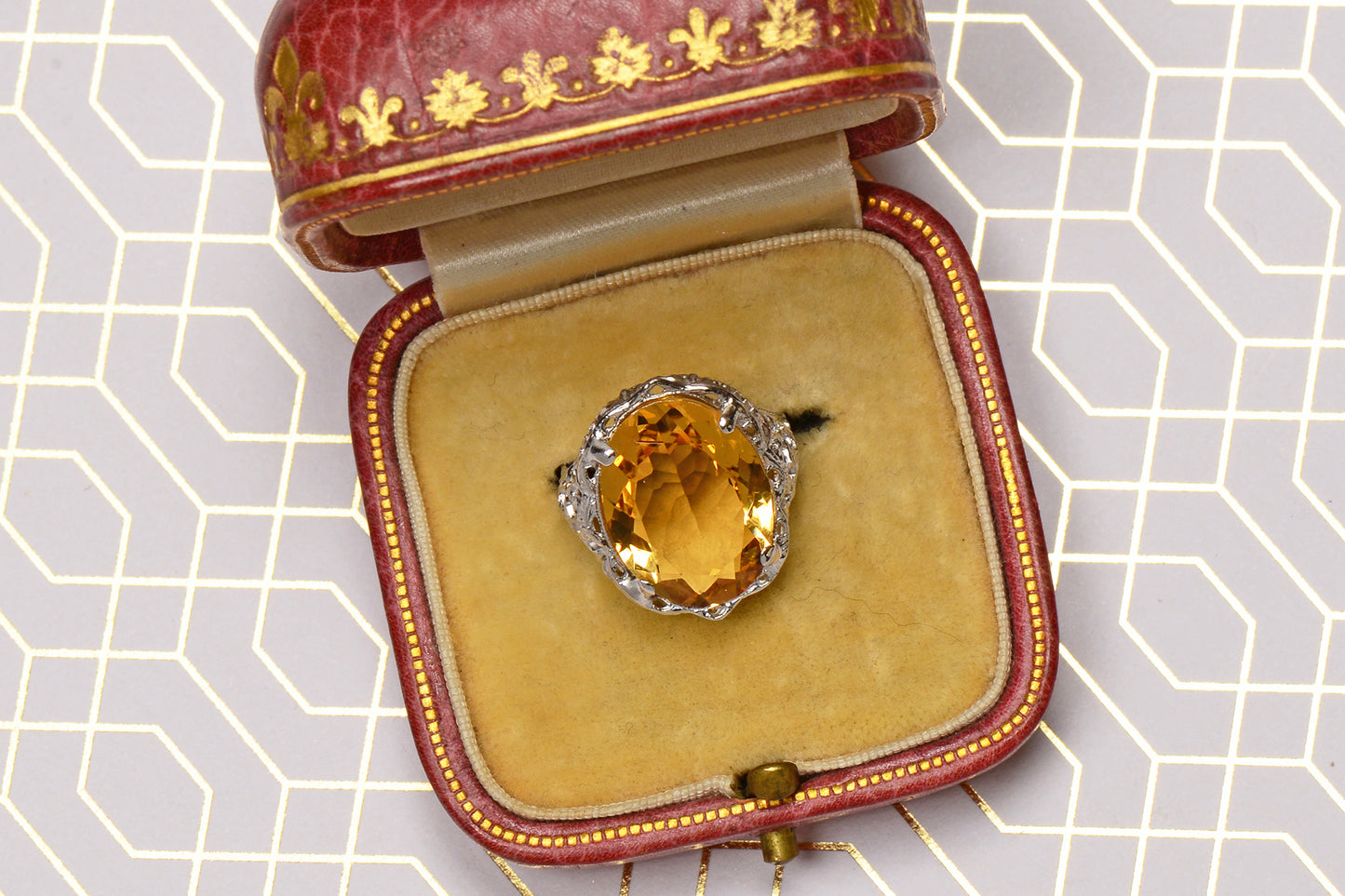 Daylight Citrine & White Gold Filigree Ring