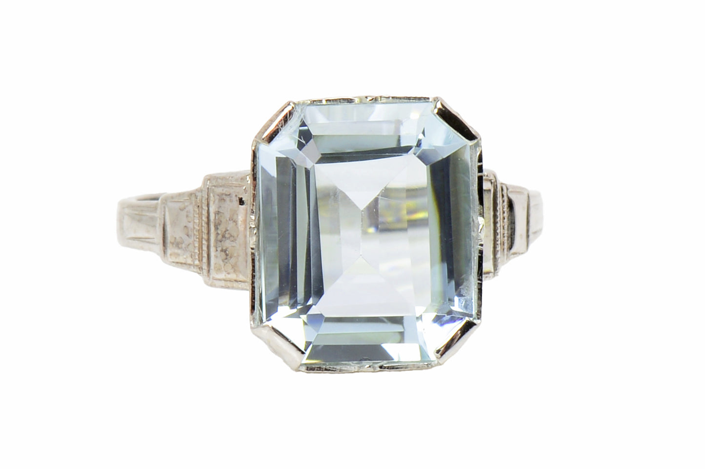 Divine Art Deco Aquamarine Ring in 14k White Gold