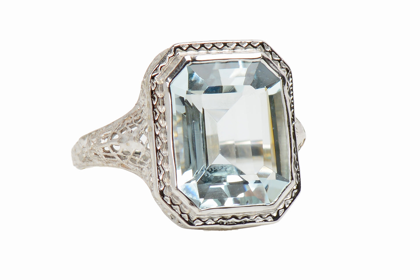 Classic Rectangular Natural Aquamarine Ring
