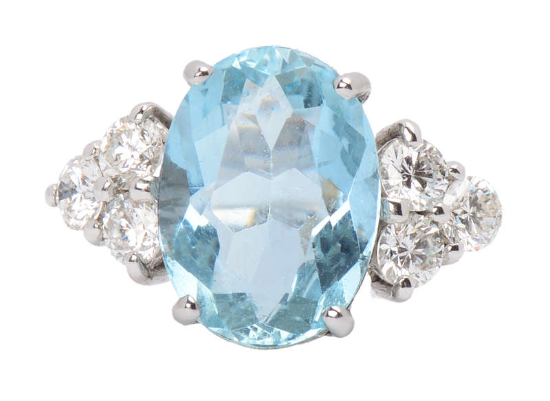 Sky Light - Aquamarine Diamond Ring