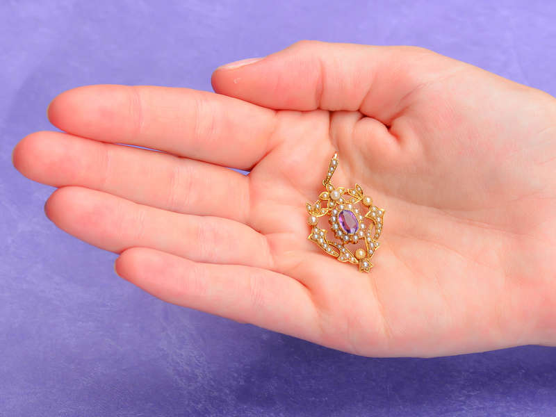 Edwardian Sweet - Amethyst Pearl Pendant