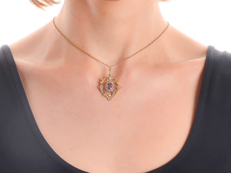 Edwardian Sweet - Amethyst Pearl Pendant