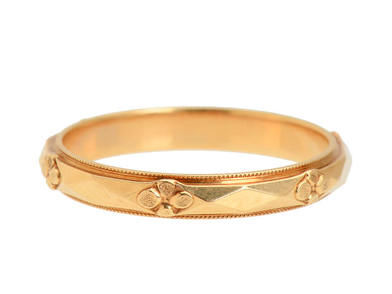 Men's ArtCarved Vintage Wedding Band
