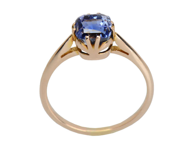Antique Cornflower Blue Ceylon Sapphire Ring