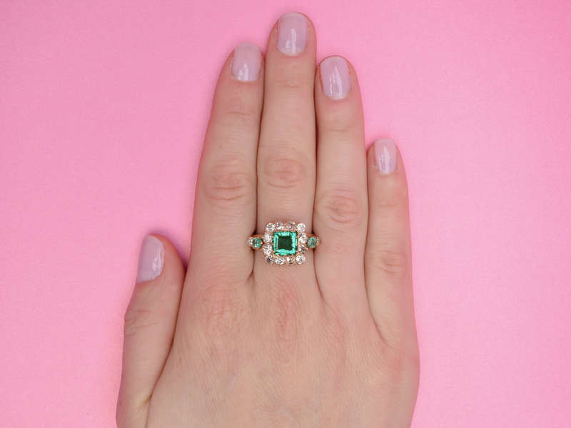 Colombian Emerald Diamond Ring