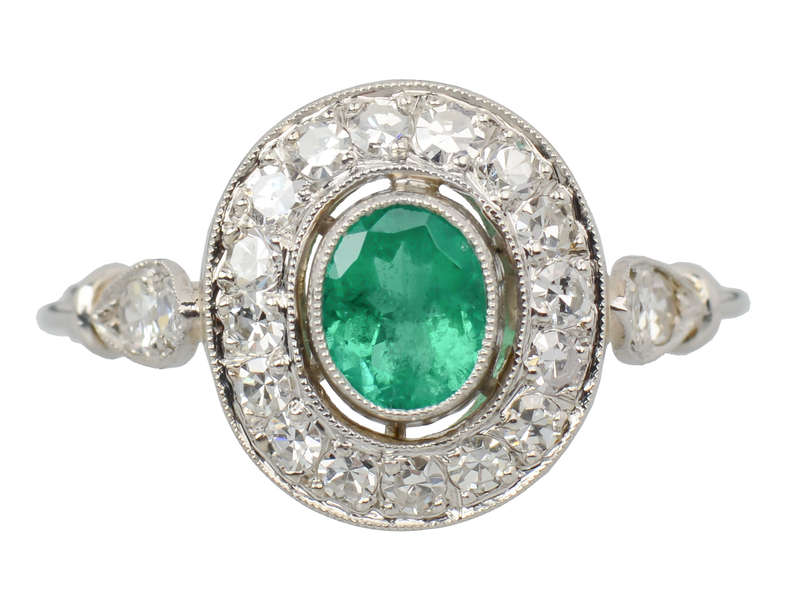 May Birthstone Emerald Ring - Art Deco Vibes