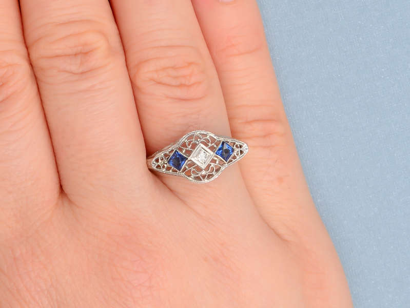 Filigree Finesse - Art Deco Sapphire Diamond Ring