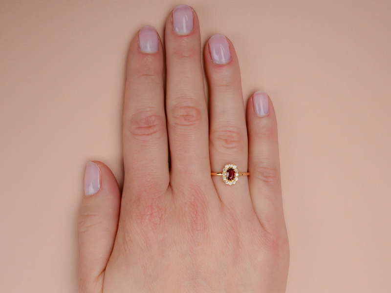 Little Bit of Garnet Magic - Vintage Ring