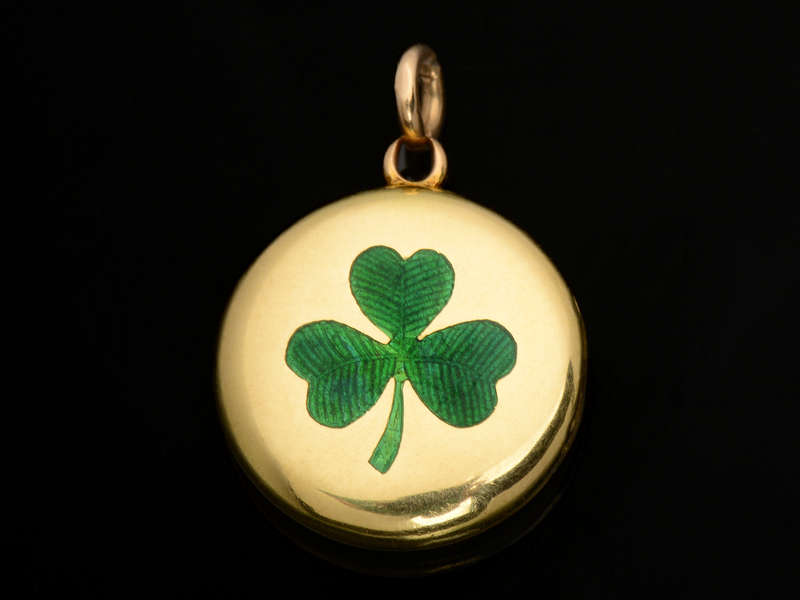 Good Luck! Three Leaf Clover 18k Gold Locket