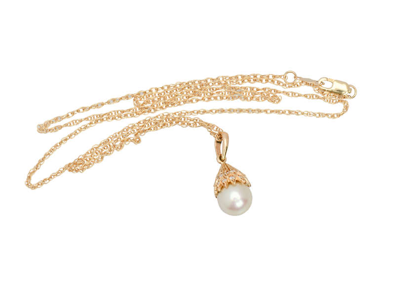 Natural Saltwater Pearl Diamond Pendant