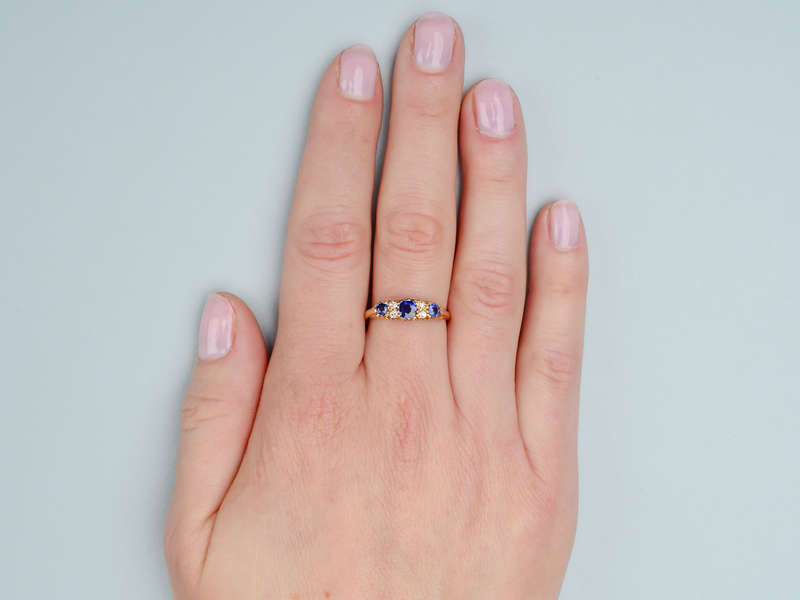 Joyful Gems - Trilogy Sapphire Antique Ring