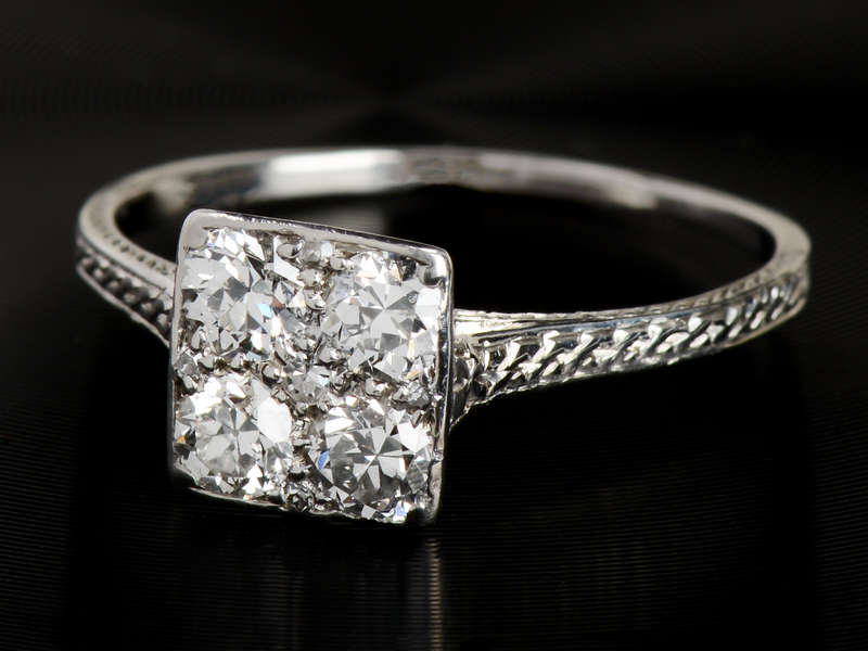 Antique Diamond Platinum Art Deco Engagement Ring