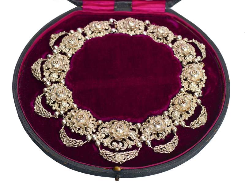 
                      
                        Victorian Floral Silver Necklace in Antique Box
                      
                    