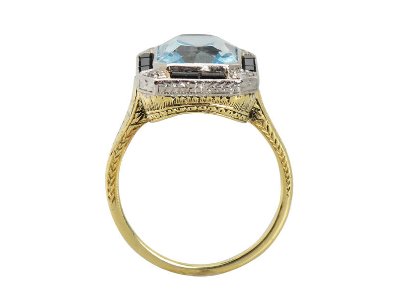 
                      
                        Contrast - Aquamarine Onyx Diamond Ring
                      
                    
