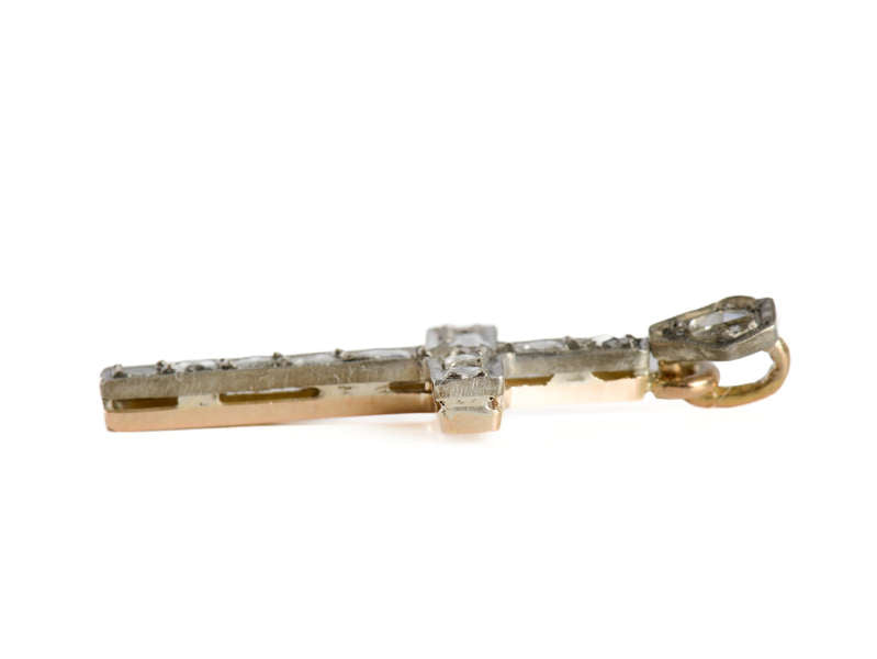 
                      
                        Antique Rose Cut Diamond Cross
                      
                    