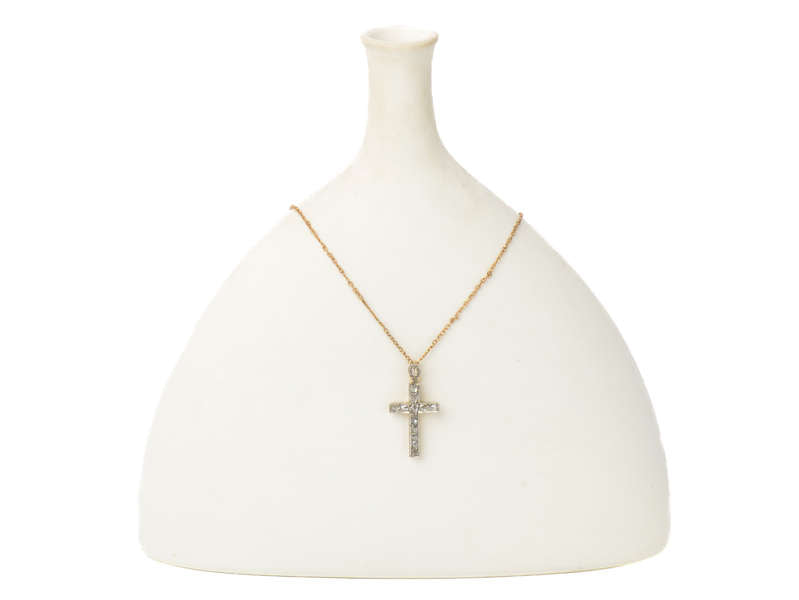 
                      
                        Antique Rose Cut Diamond Cross
                      
                    
