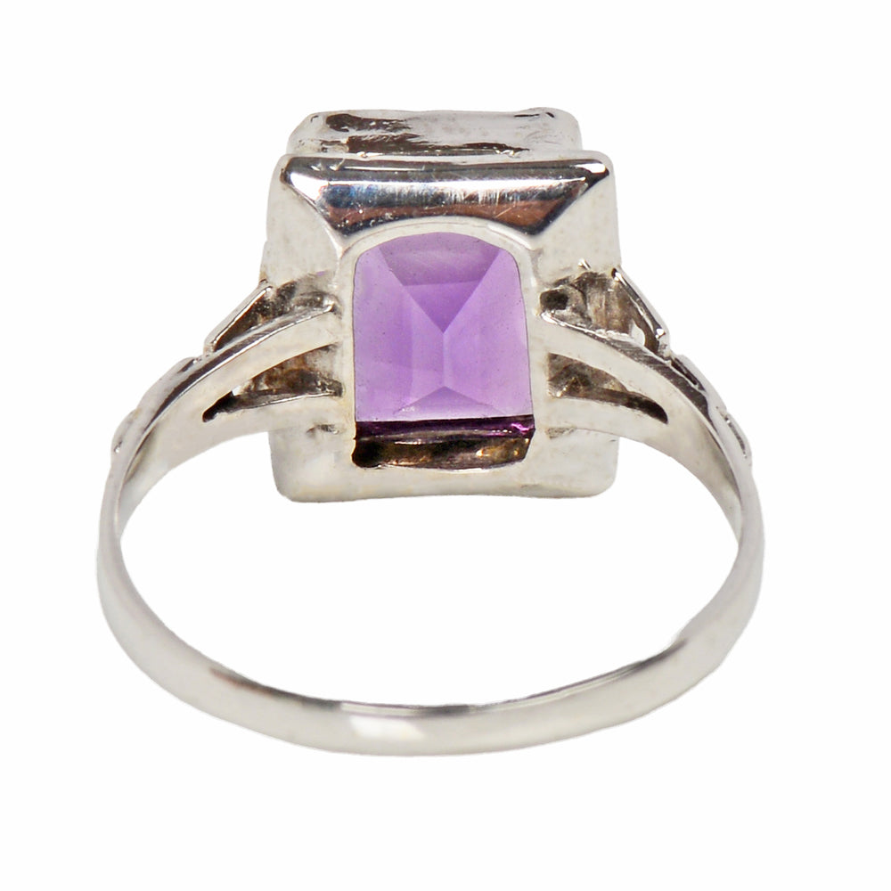 
                      
                        Art Deco Aesthetic Amethyst White Gold Ring
                      
                    