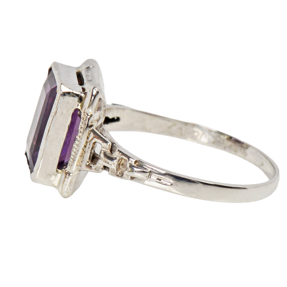 
                      
                        Art Deco Aesthetic Amethyst White Gold Ring
                      
                    