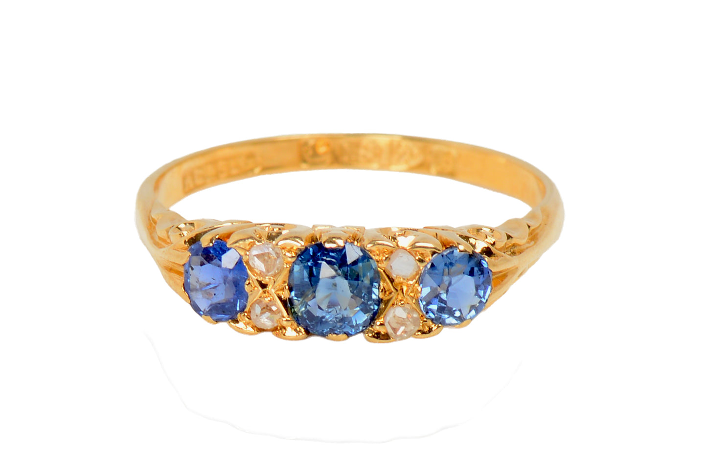 Ceylon Sense - Sapphire Diamond Ring from 1909