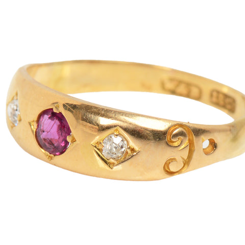 Antique Ruby Diamond Gypsy Set 18k Gold Ring