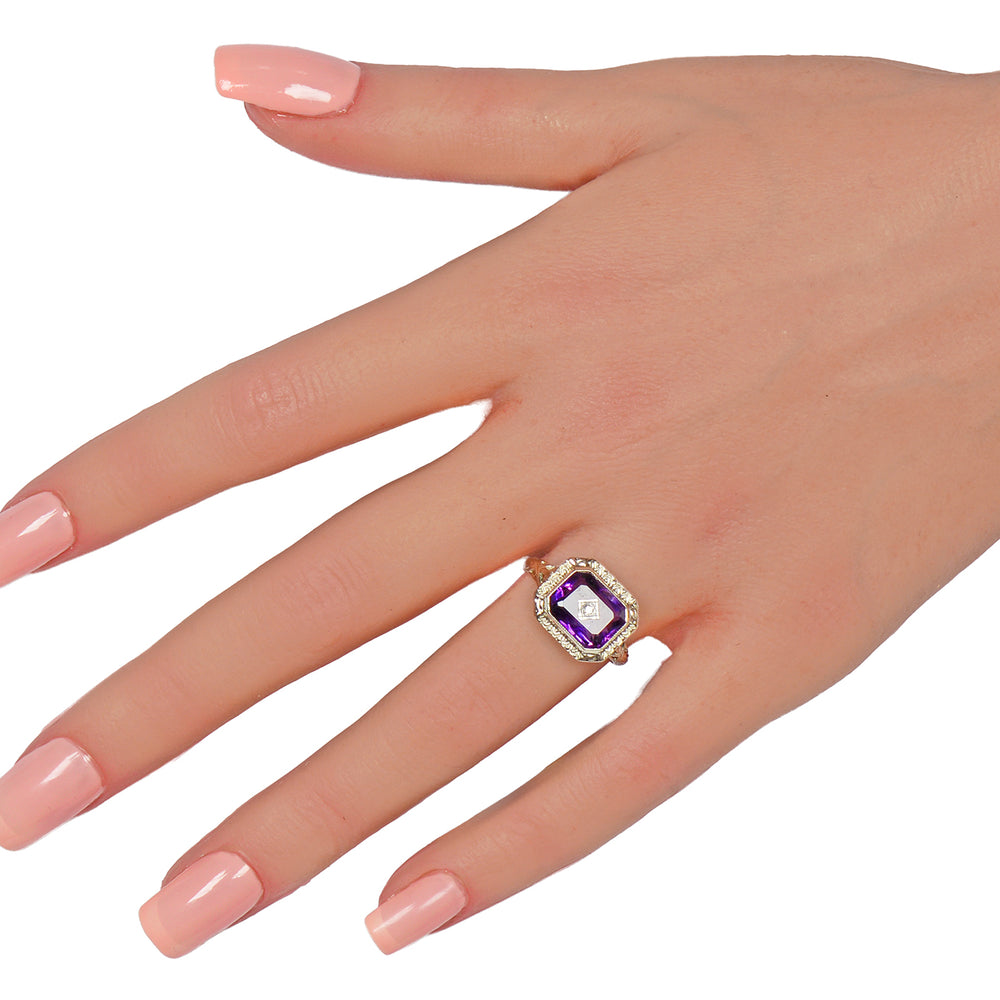 
                      
                        Noteable Vintage Art Deco Amethyst Filigree Ring
                      
                    