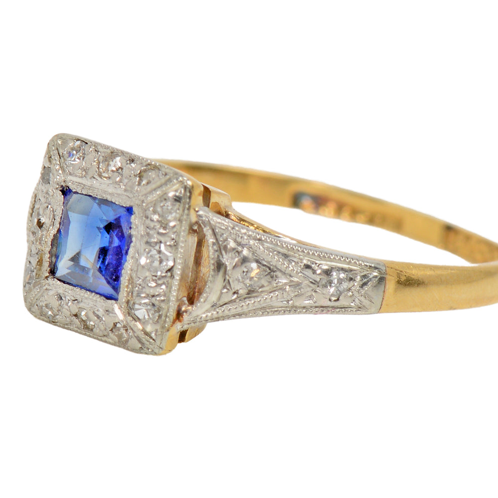 Art Deco Geometry in a Sapphire Diamond Ring