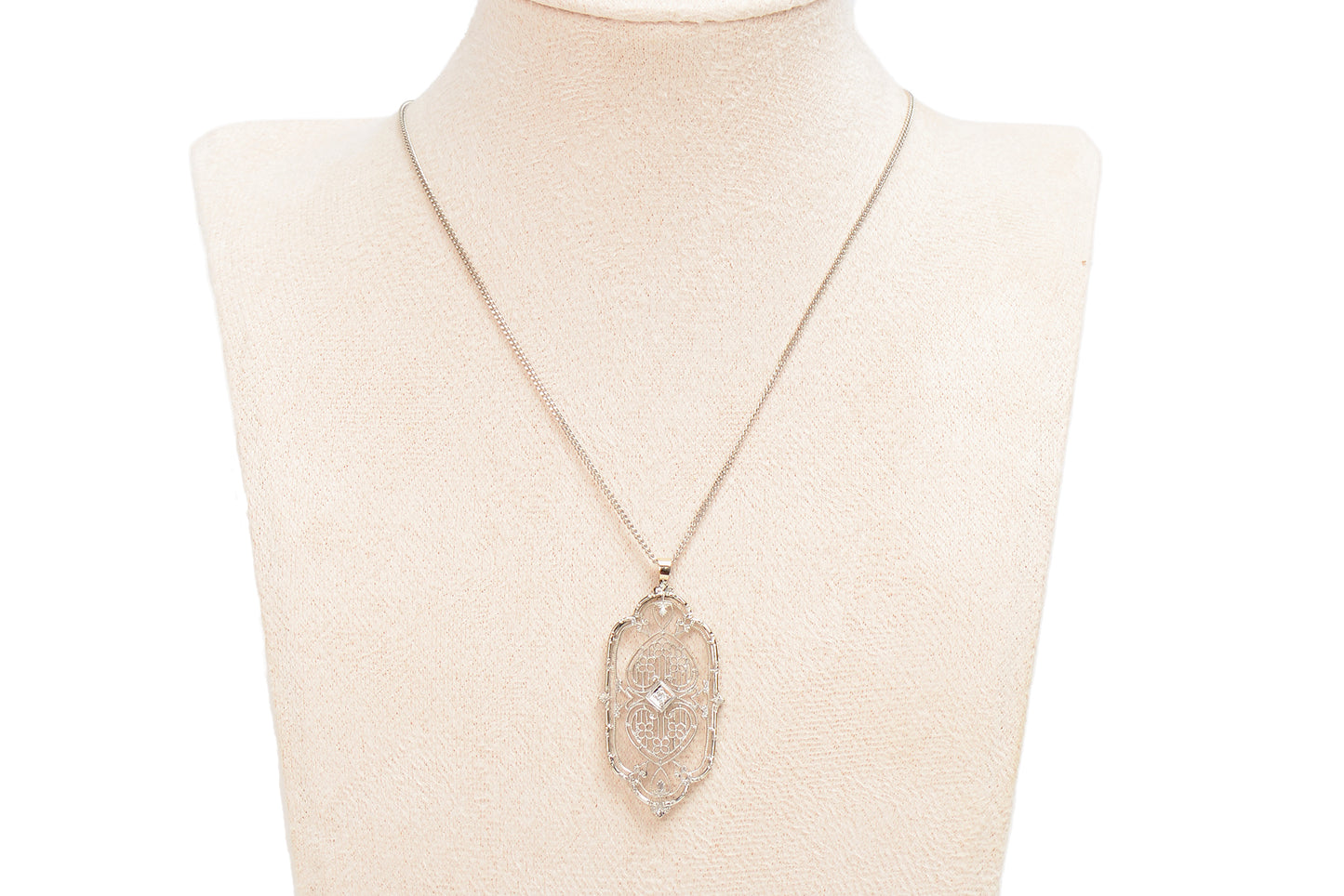 Tracery - Art Deco Filigree Diamond Pendant