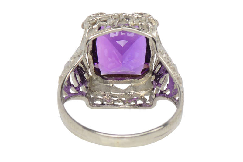 Jazz Hands - Stellar Amethyst Filigree Ring