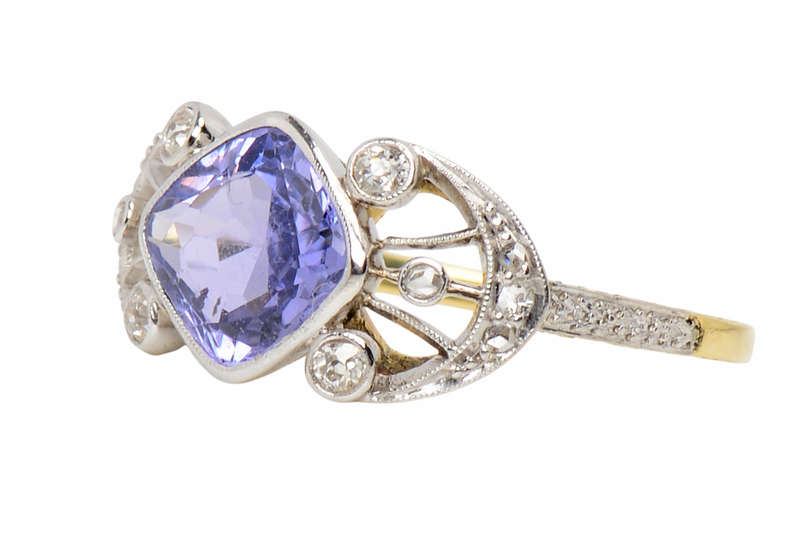 Art Deco Lilac Color Shift No Heat Sapphire Ring