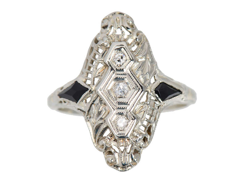 Art Deco - Onyx Diamond Filigree Ring