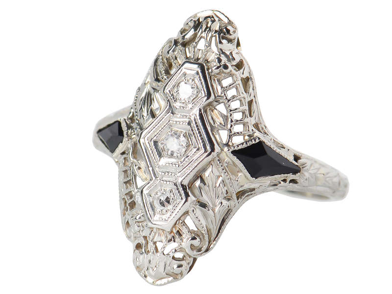 Art Deco - Onyx Diamond Filigree Ring
