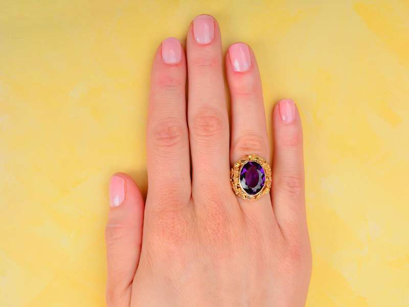 Art Nouveau Amethyst Grape Motif Ring