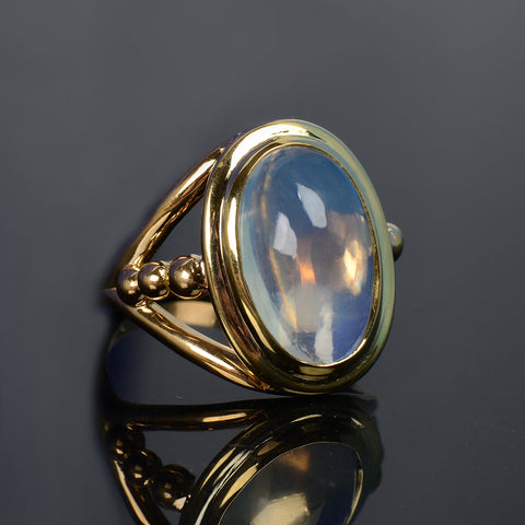 Evanescence - Blue Moonstone 18k Gold Ring