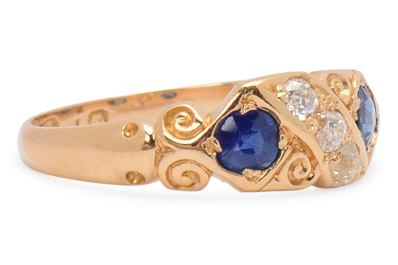 Sapphire Diamond Vintage Gold Ring