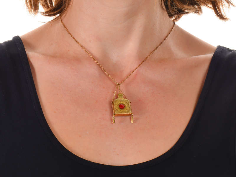 Georgian Agate Gold Vinaigrette Pendant