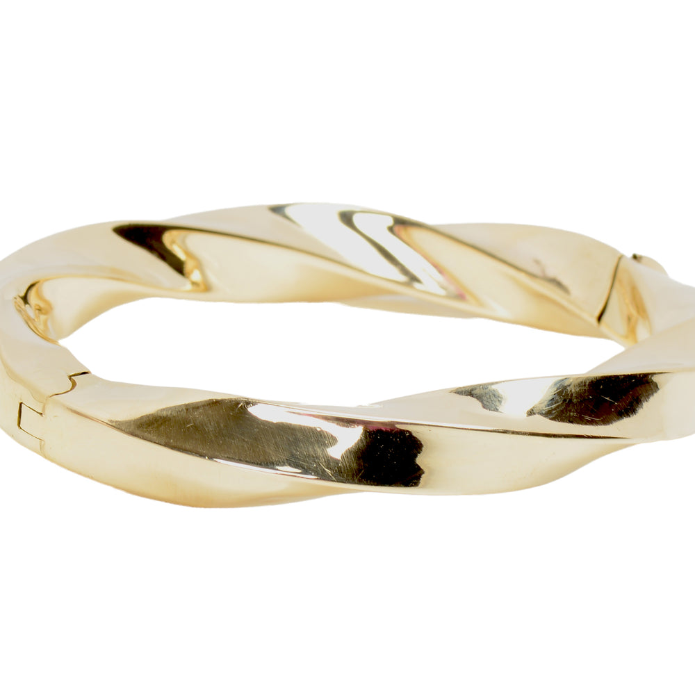 Italian Vintage 14k Gold Bangle Bracelet with a Twist