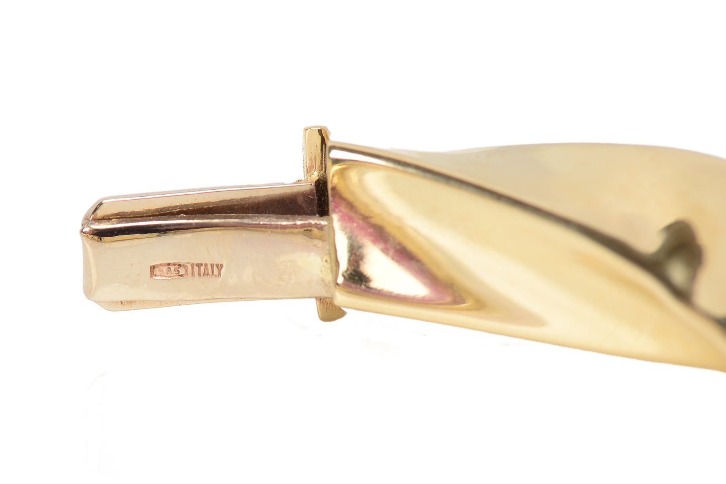 Italian Vintage 14k Gold Bangle Bracelet with a Twist