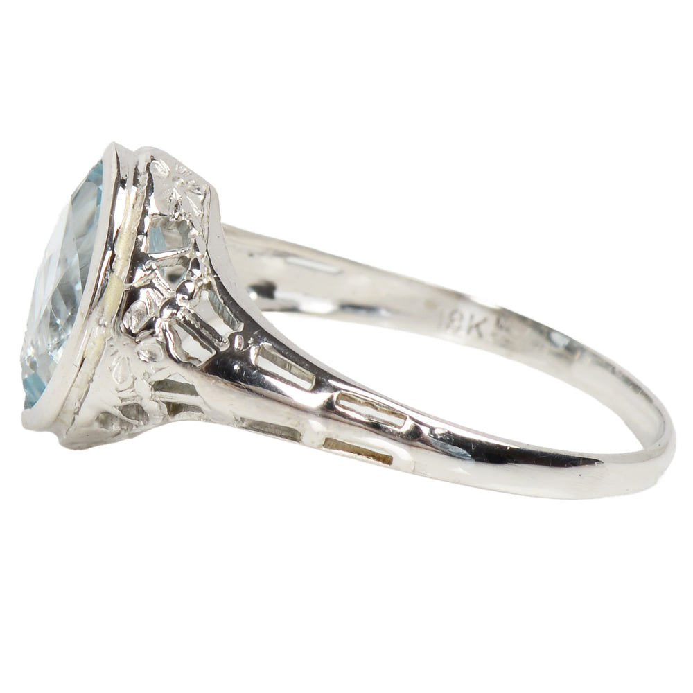 
                      
                        Vintage Art Deco Aquamarine Filigree Ring
                      
                    