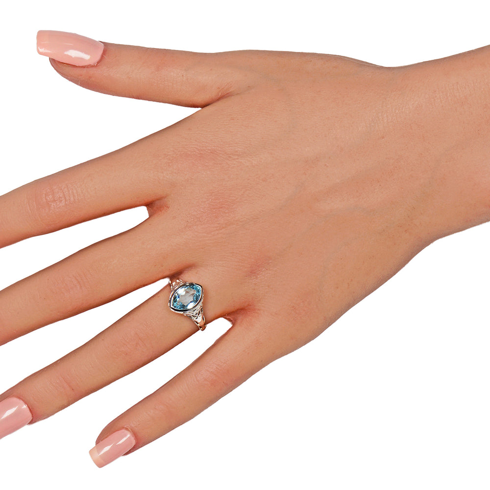 
                      
                        Vintage Art Deco Aquamarine Filigree Ring
                      
                    