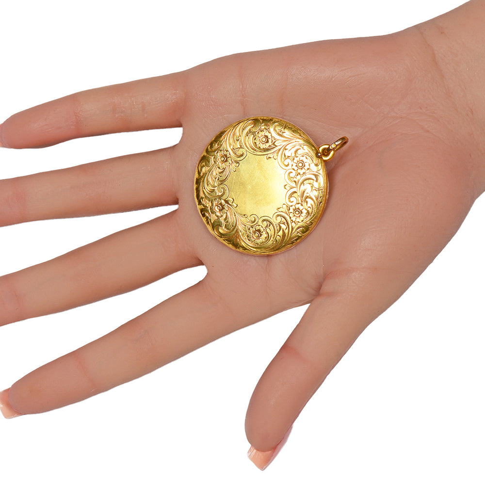 
                      
                        Lumious Victorian Forget Me Not Floral Gold Locket
                      
                    