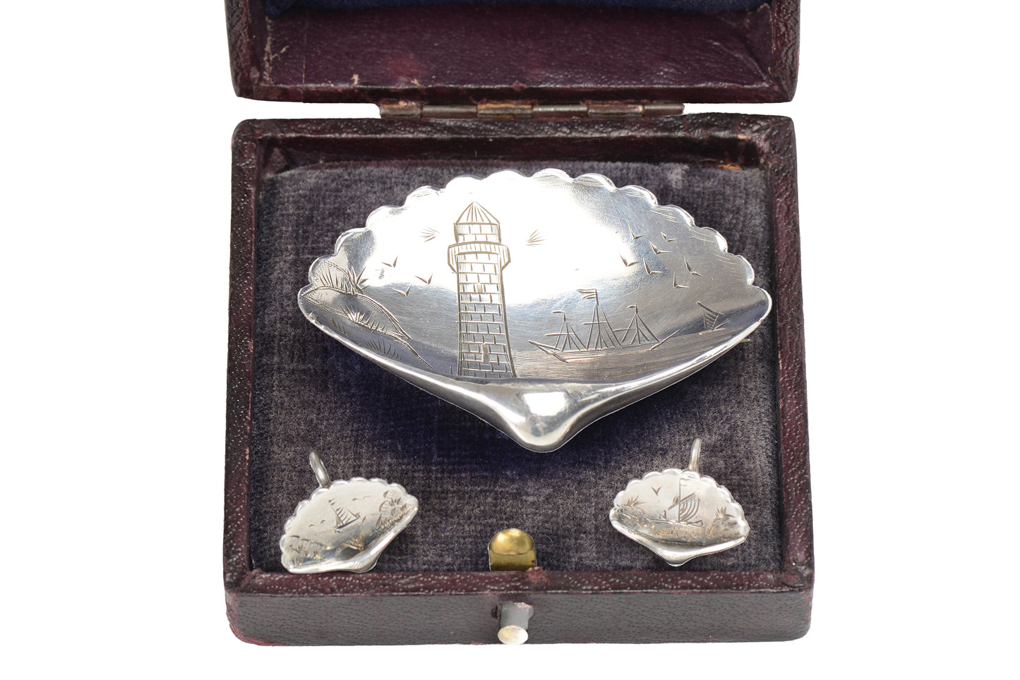 Silver Shell Motif Seascape Brooch & Earrings in box