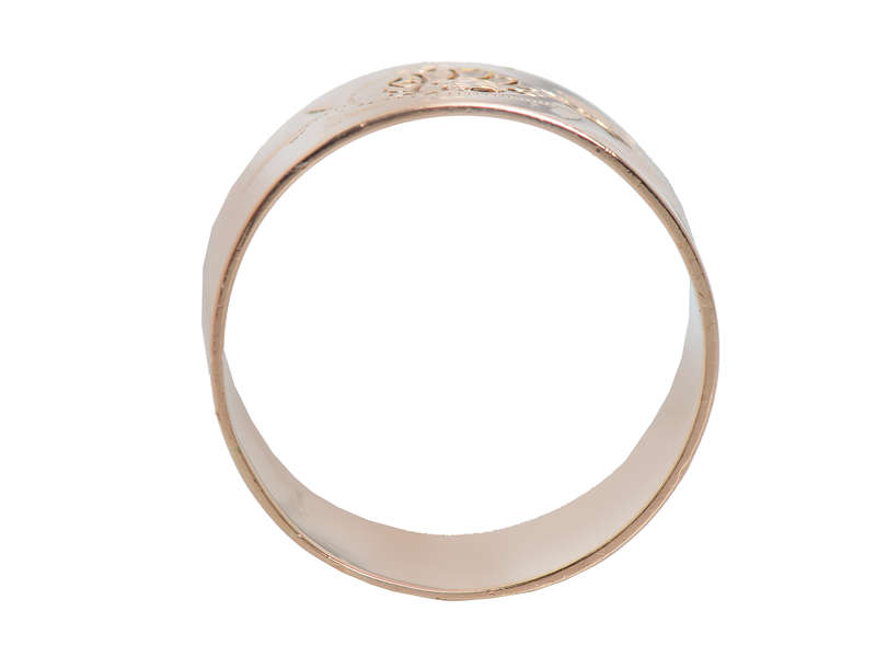 A Bird in the Hand - Victorian Wide Floral Wedding Band