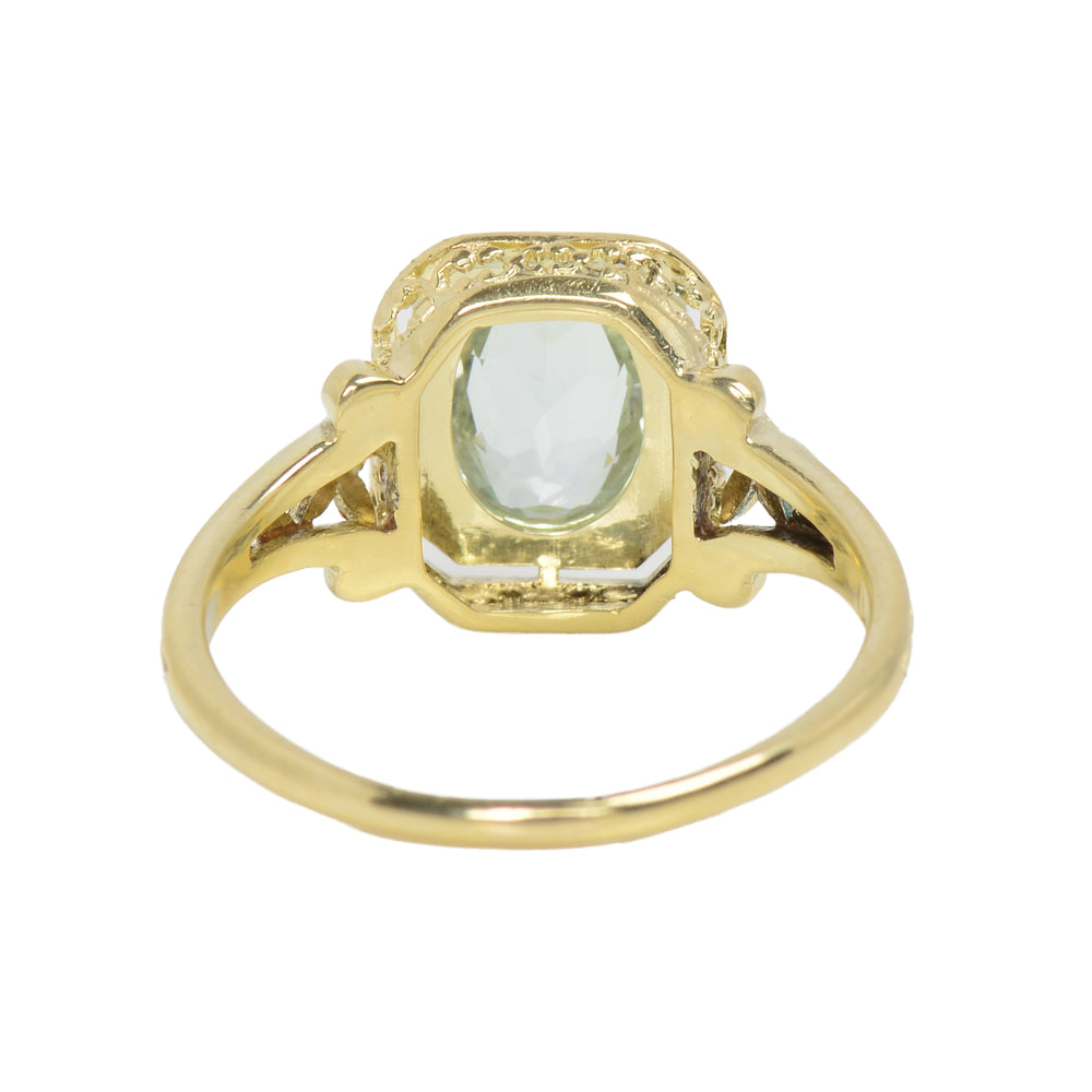 
                      
                        Vintage Oval Aquamarine Yellow Gold Filigree Ring
                      
                    