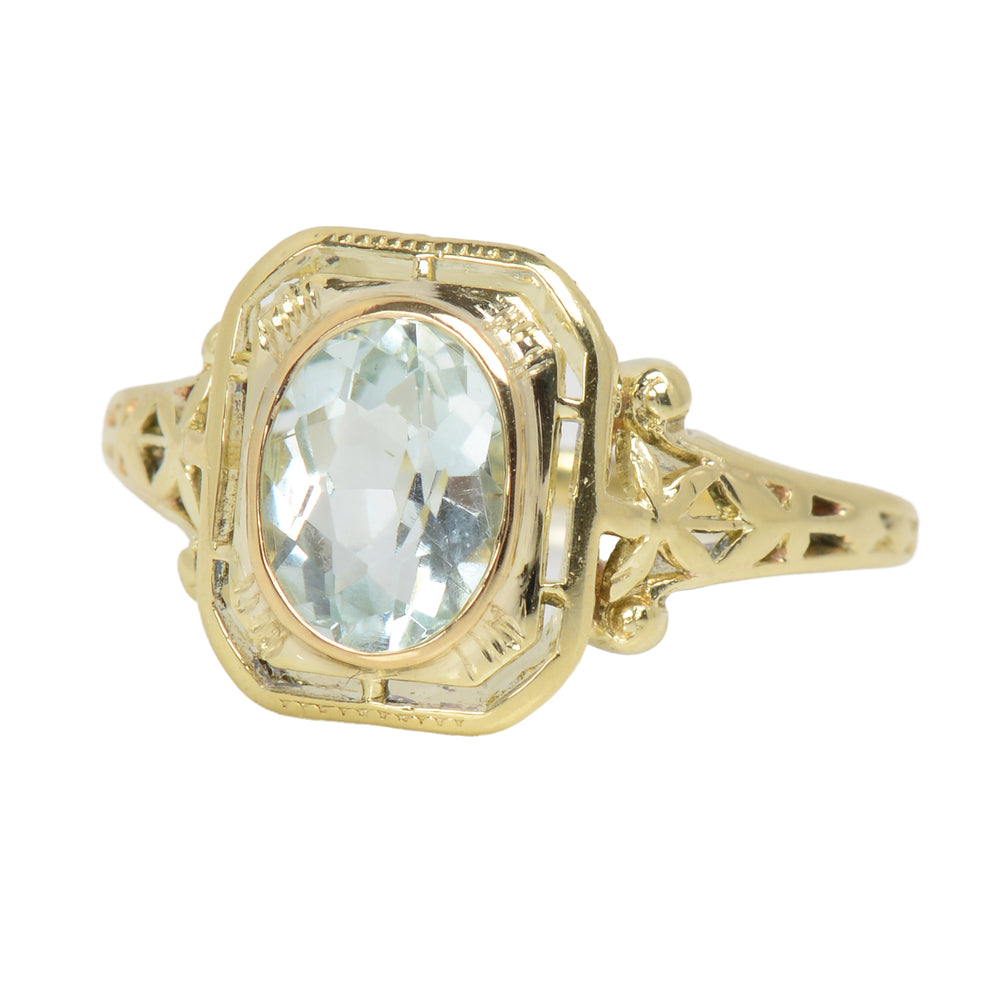 Vintage Oval Aquamarine Yellow Gold Filigree Ring