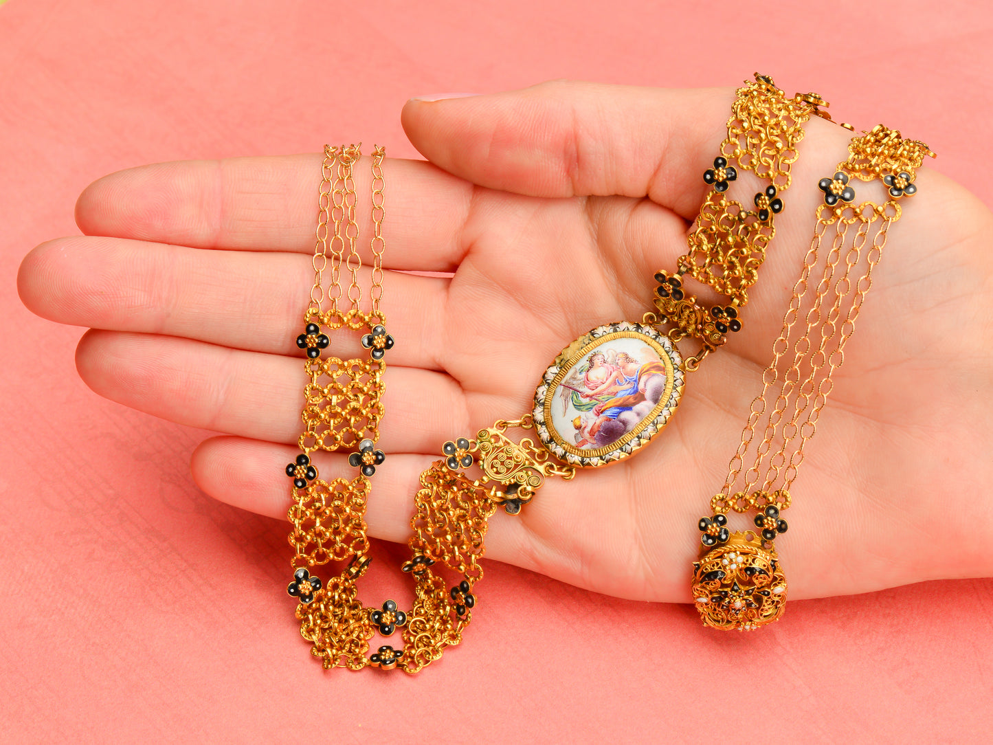 17th Century Enamel & Gold Necklace